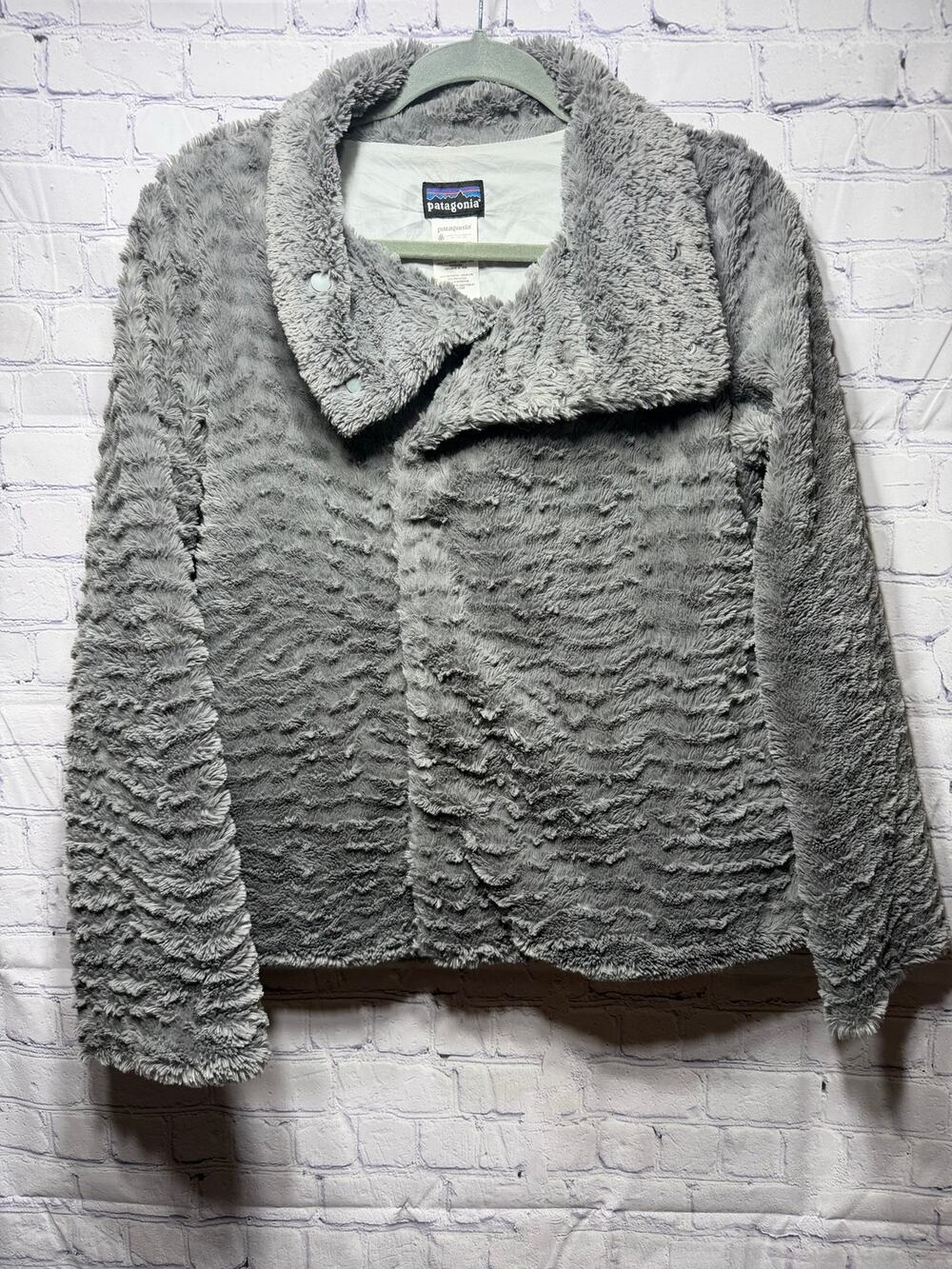 Patagonia Pelage Jacket Textured Faux-Fur Fleece Gray Sz M Outdoor